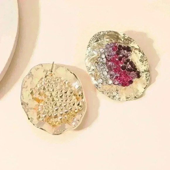 Multicolor Women's Random Color Rhinestone Decor Textured Stud Earring - Picture 3 of 4